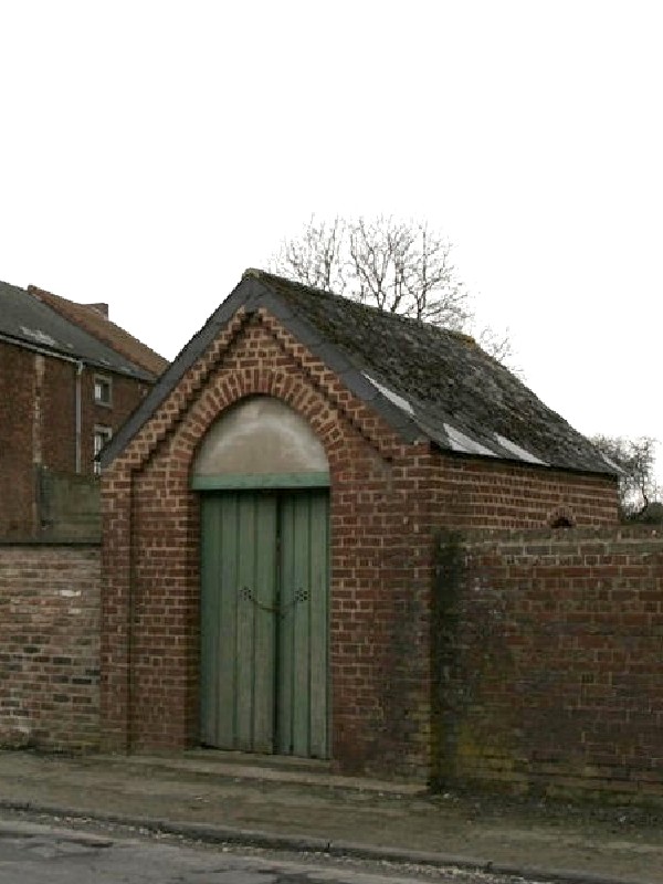 PHOTO 12