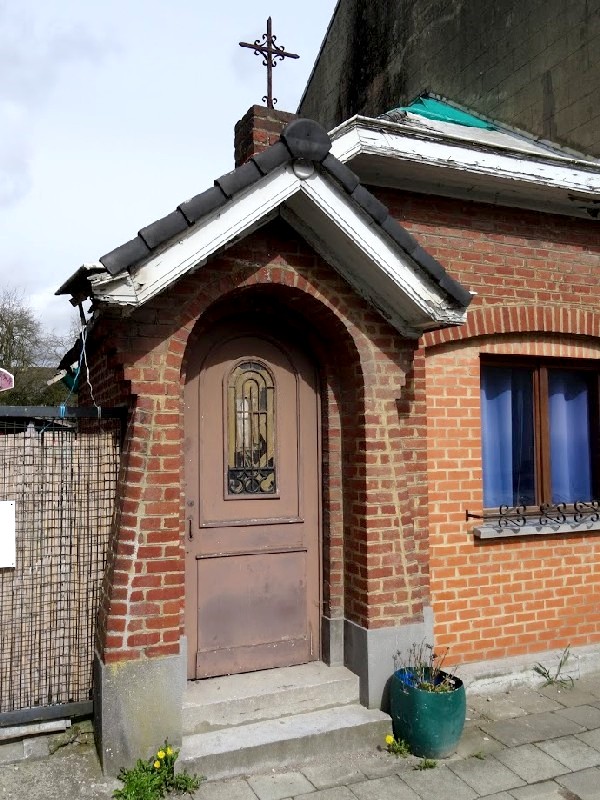 PHOTO 18