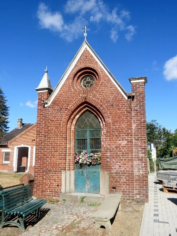 PHOTO 11
